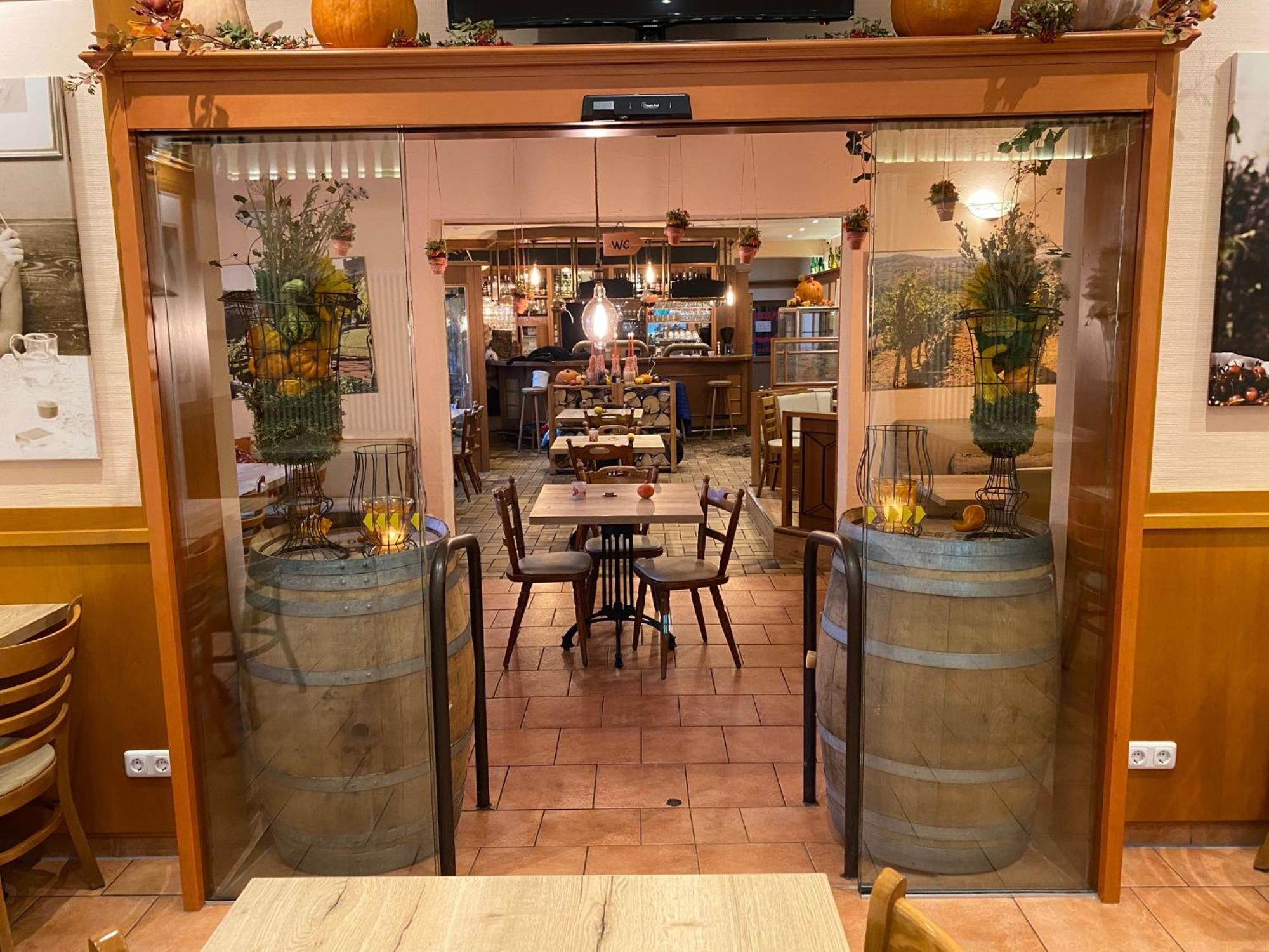 Ferienwohnungen Park Cafe Am Kurpark Bernkastel-Kues Zewnętrze zdjęcie